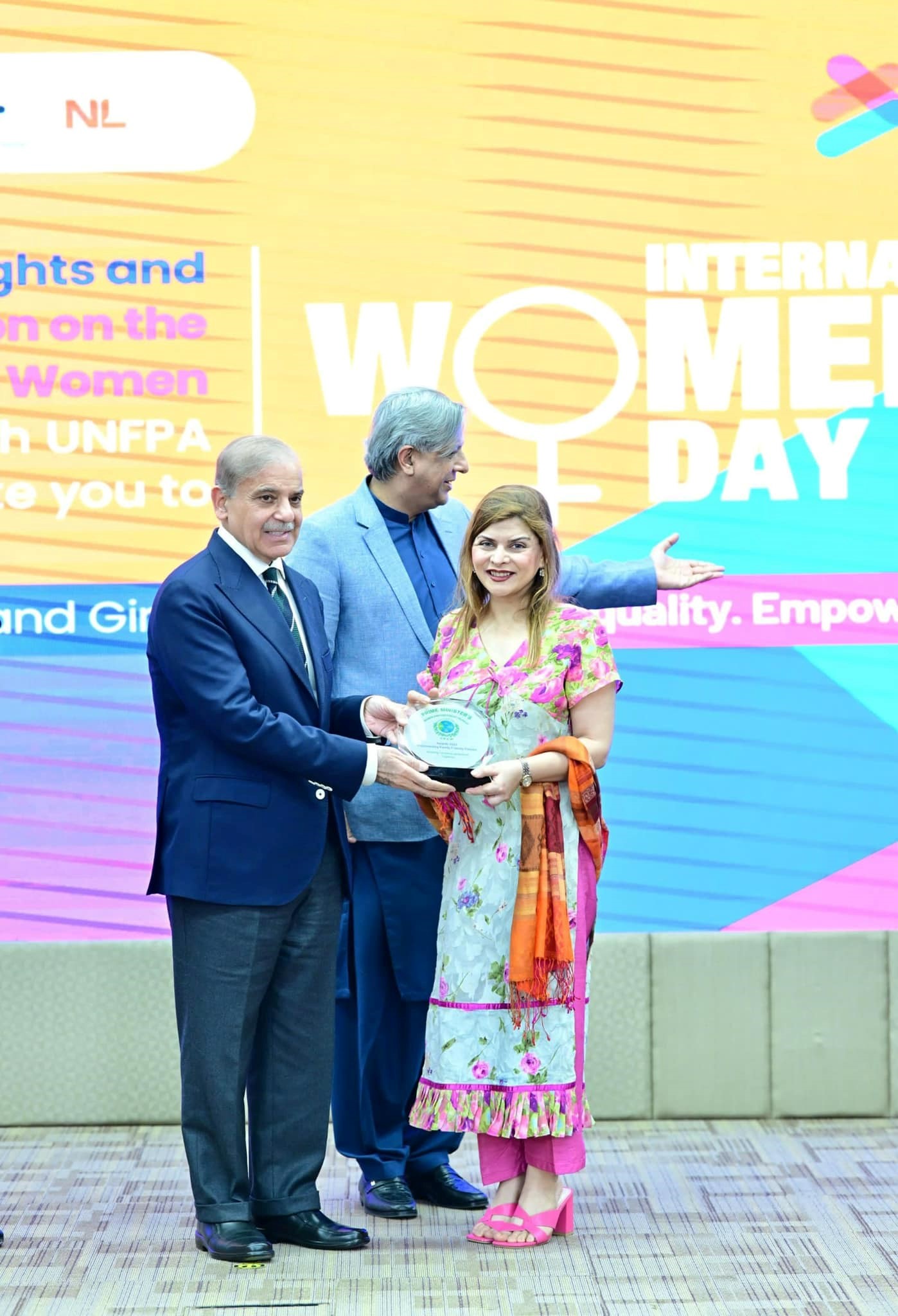 Group photo of LADIESFUND Energy Pvt. Ltd. team receiving the Prime Minister’s Award