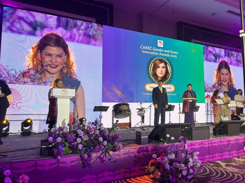 Tara uzra dawood honored carec gender green innovation award